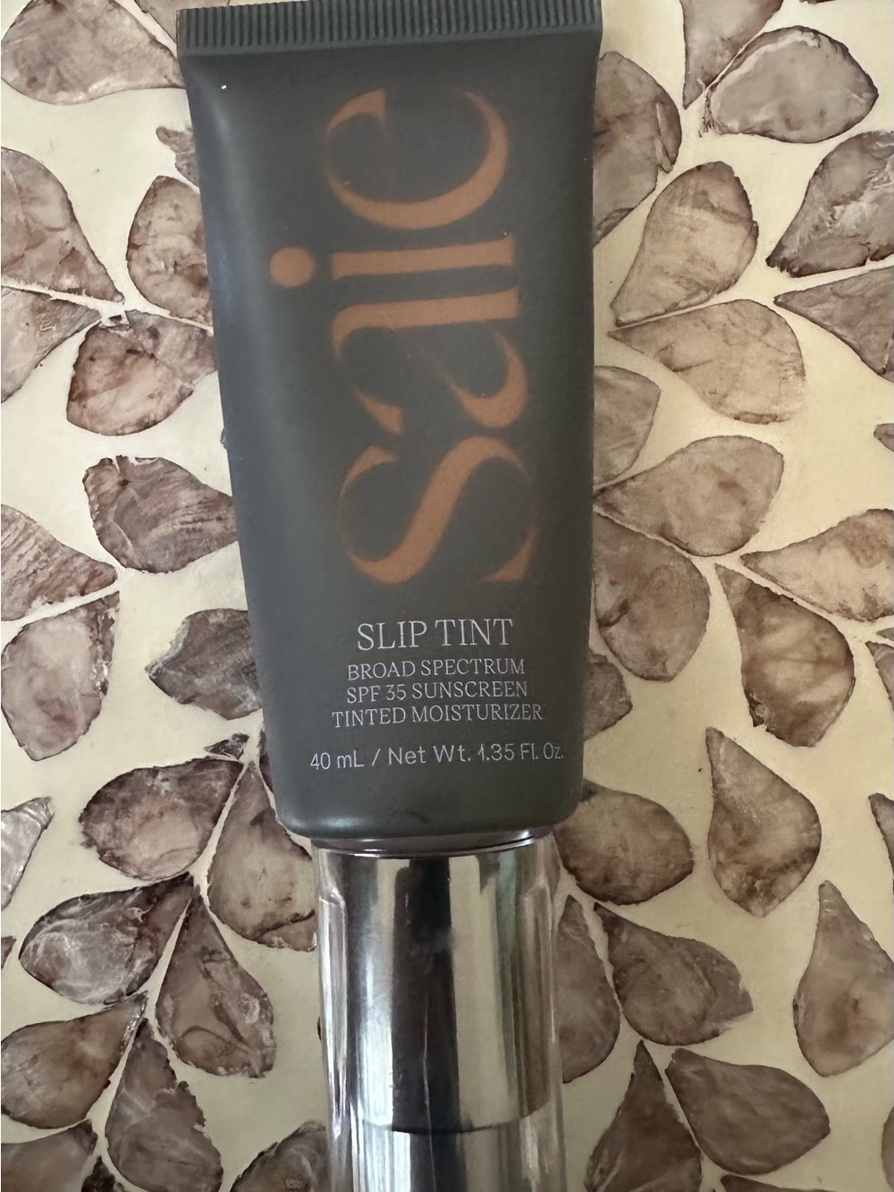 Slip Tint Tinted Moisturizer SPF 35 - Shade 8